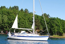 At anchor in Luse bat